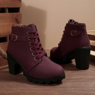 Katni - Chic Lace-Up Boots