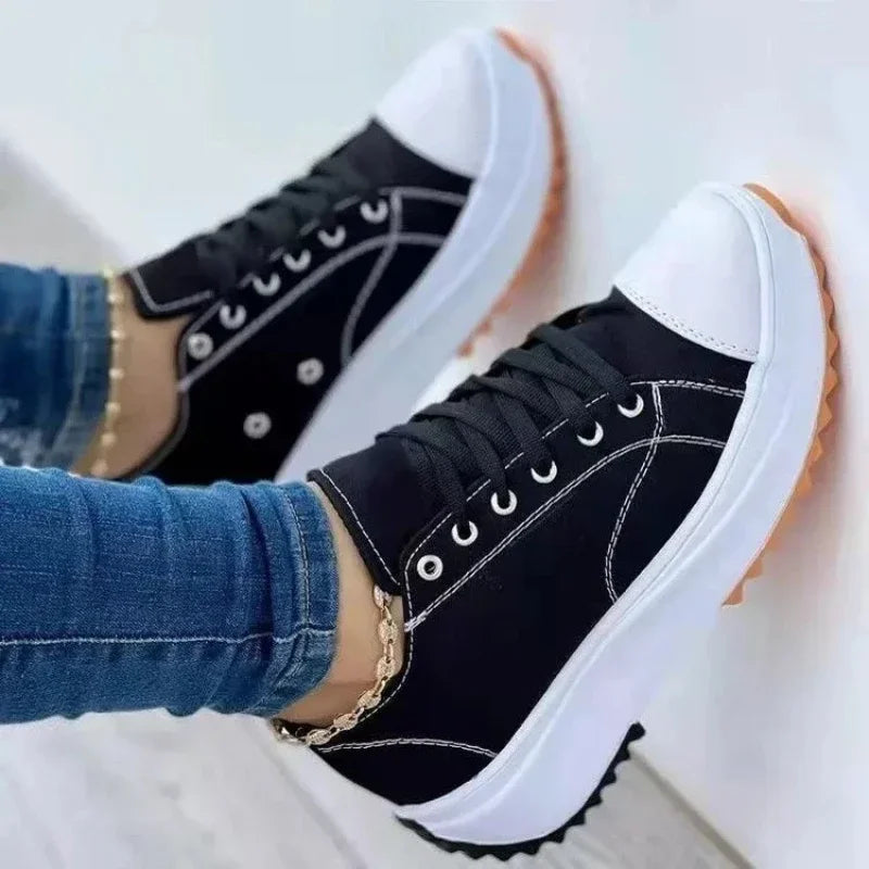 Megan | Casual Charm Sneakers