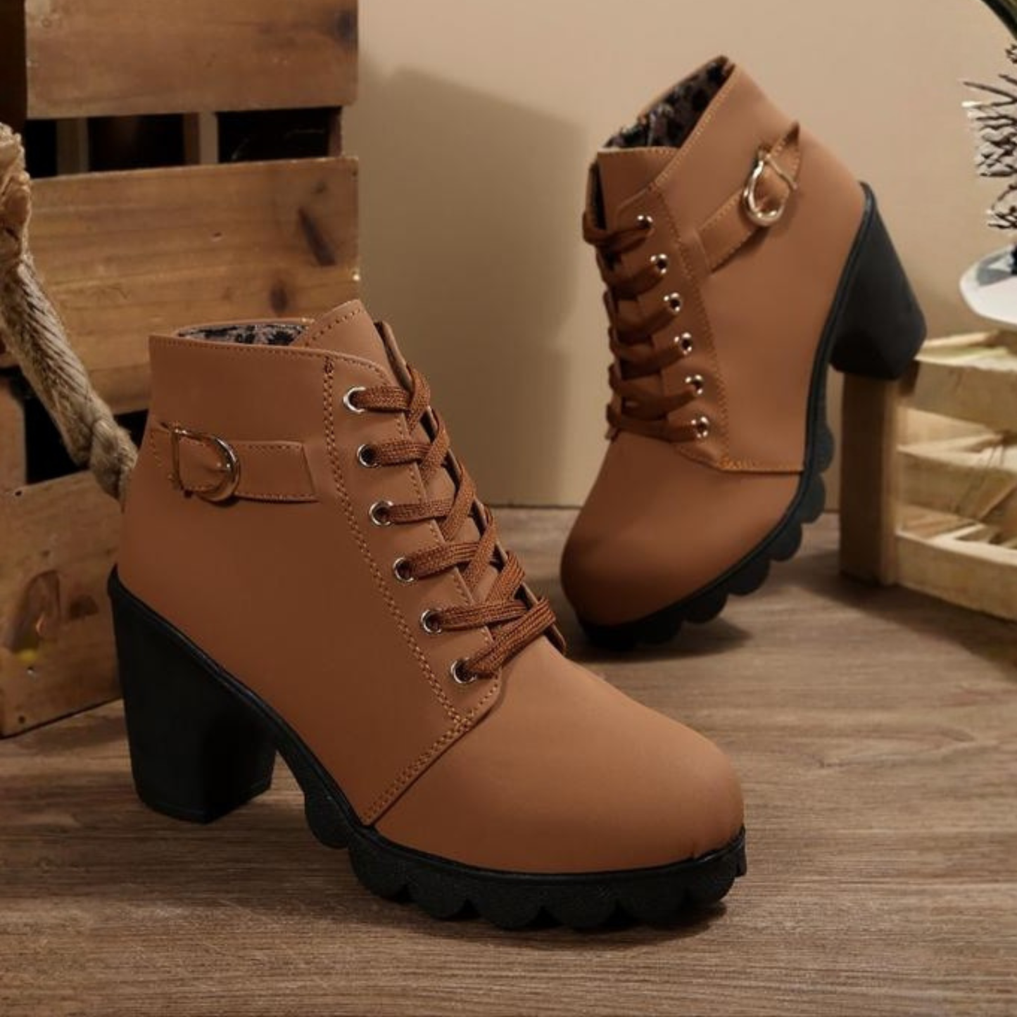 Katni - Chic Lace-Up Boots