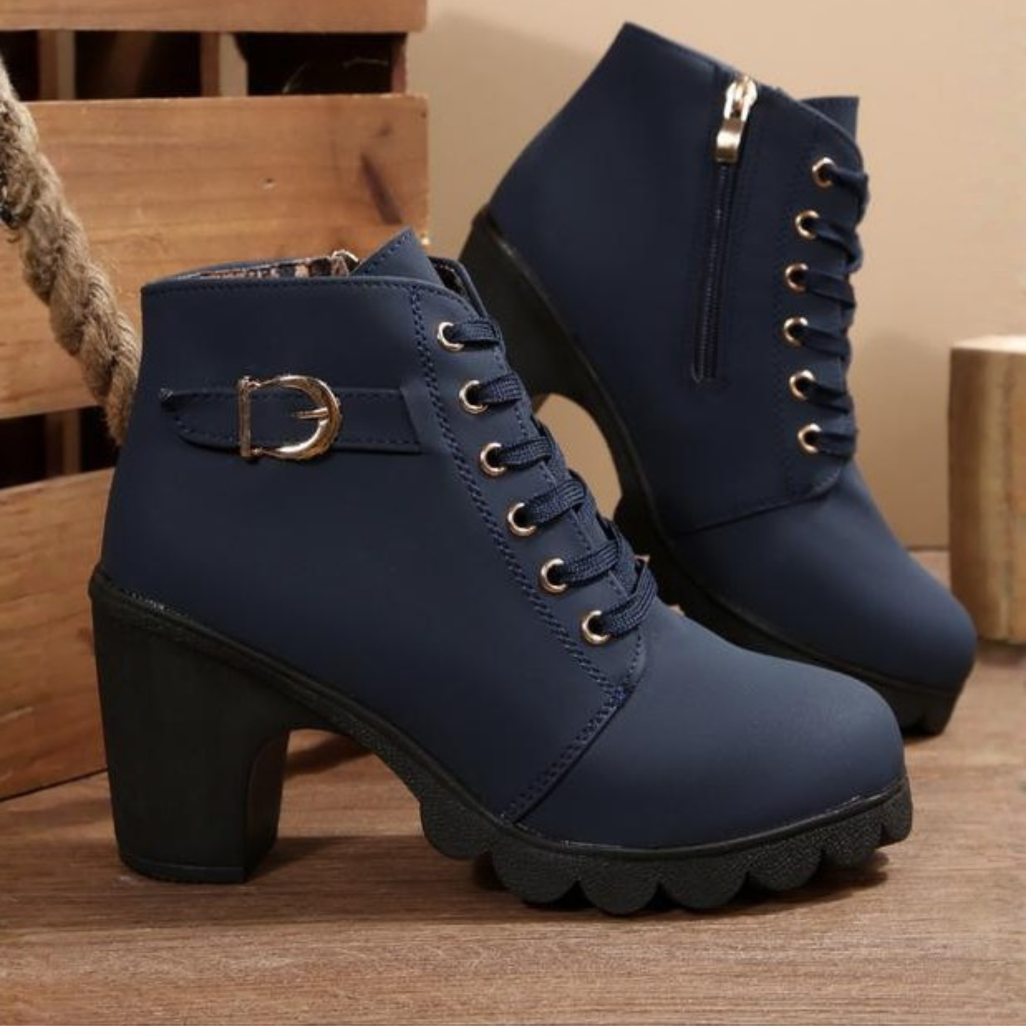 Katni - Chic Lace-Up Boots