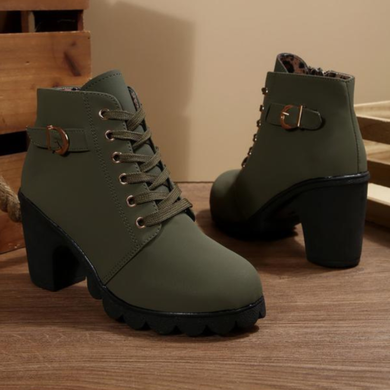 Katni - Chic Lace-Up Boots