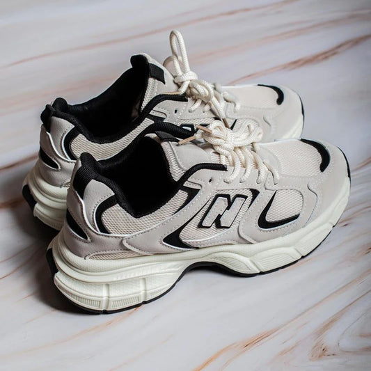 Evy - The Must-Have Sneaker